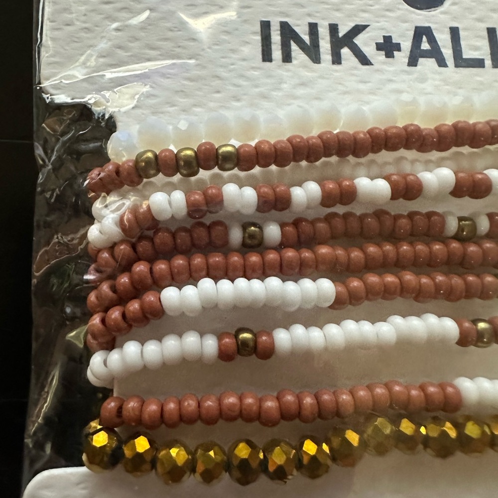 Ink & Alloy Burnt Orange and White - Picture 4 of 8